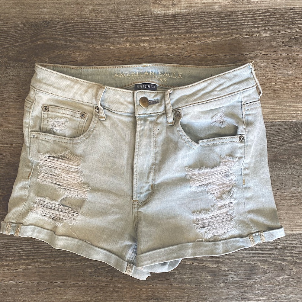 AEO Super Hi-Rise Shortie Shorts